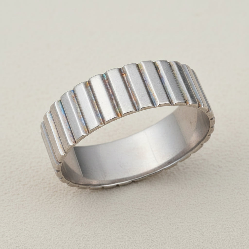 Ribbed Band Ring