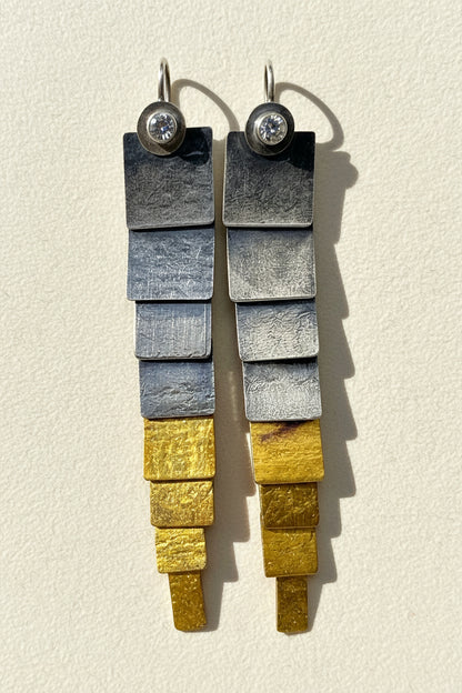 Pivot Earring