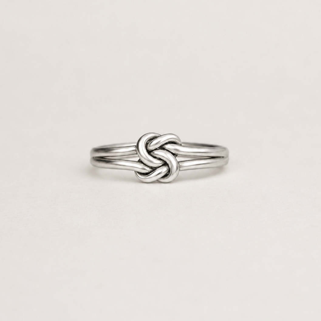 Double Knot Ring