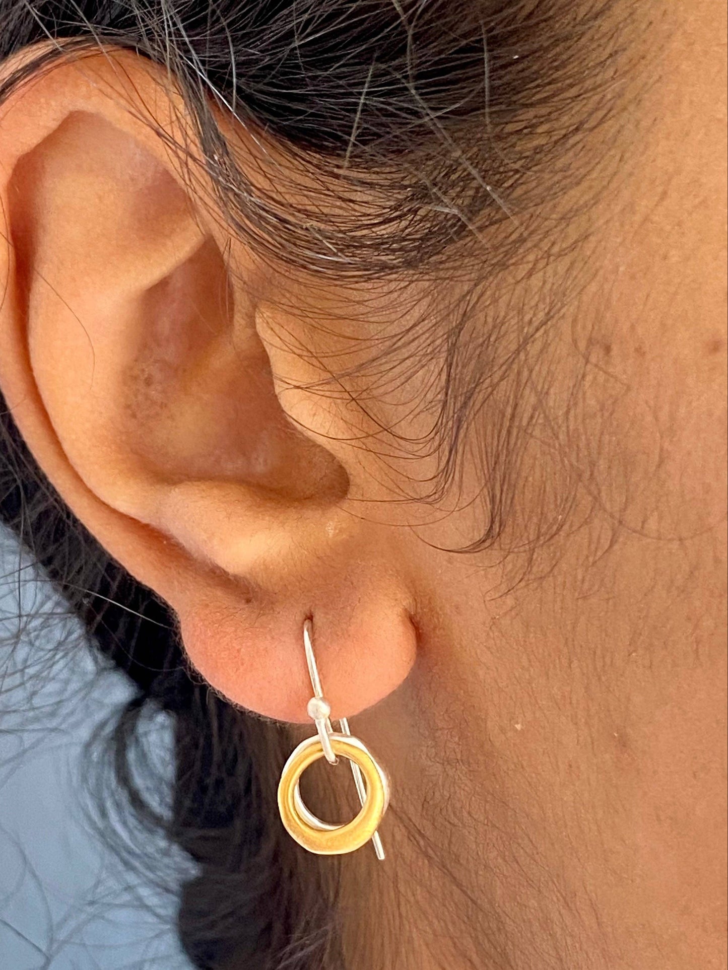 Two-Tone Little Circles Earrings