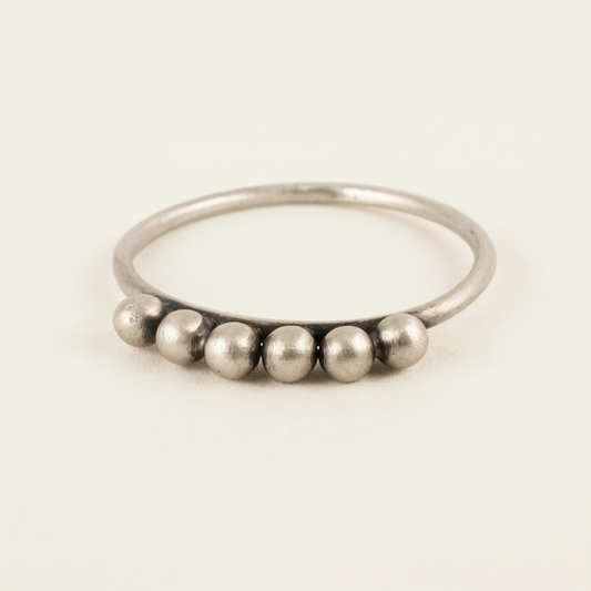 Six Ball Granulated Ring